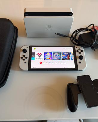Nintendo switch 256 gb completa + scatolo m.o.d.