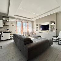 Splendido appartamento in bifamiliare con spazio e