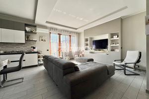 Splendido appartamento in bifamiliare con spazio e