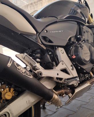 M4 Exhaust – Honda Hornet 600 (2007) 