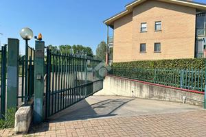 BOX A COLLEGNO