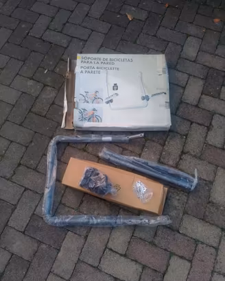 Supporto a muro per 2 biciclette