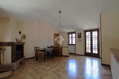 CASA SEMINDIPENDENTE A MOLTENO