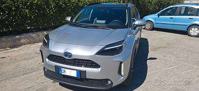 YARIS CROSS HYBRID COME NUOVA SUPER ACCESSORIATA