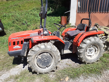 Trattore Antonio Carraro