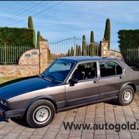 Alfa Romeo Alfetta 2.0i Quadrifoglio Oro