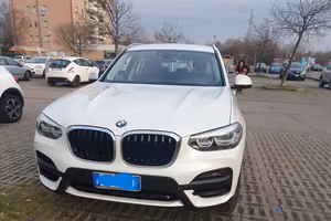 BMW X3 sDrive18d Mild Hybrid – 10/2021 – 30600 km