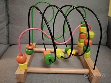 Gioco in legno labirinto con perline