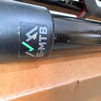 Forcella rock Shox domain 38