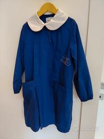 Due Grembiuli scuola 5/6 anni