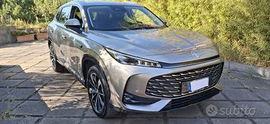 MG HS 1.5 T-GDI Luxury DCT