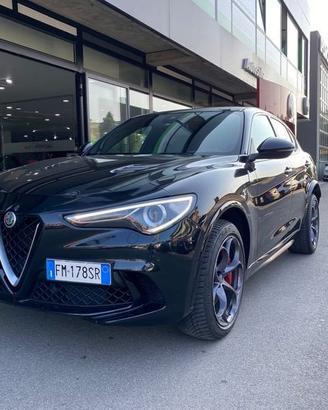 Alfa Romeo Stelvio 2.9 Bi-Turbo V6 510 CV AT8...
