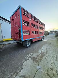 Rimorchio Pezzaioli trasporto bestiame