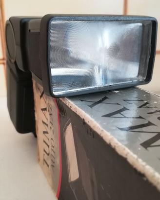 TUMAX 24AZ flash girevole per fotocamera con zoom