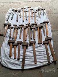 Attrezzi vari vecchi