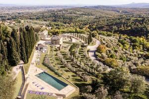Rustico / Casale di 1600 m² con box auto a Monte S