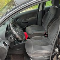 C3 1.4 HDi 70CV Gold by Pinko (50 kw)CITROEN