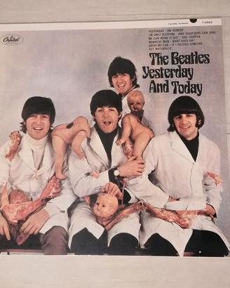 The Beatles Yesterday and today Vinile Giallo