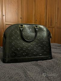 Borsa Louis Vuitton verde scuro con lucchetto