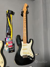 Fender Stratocaster '50 Relic Assemblata