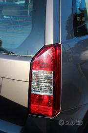 FANALI Dx,Sx posteriori FIAT IDEA anno 2009 -benzi