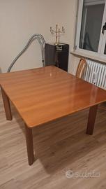 Tavolo in legno