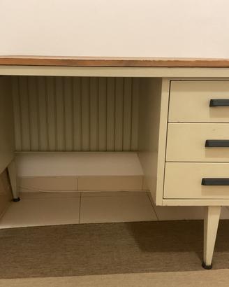 Scrivania industriale