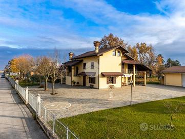 VILLA SINGOLA A NARZOLE