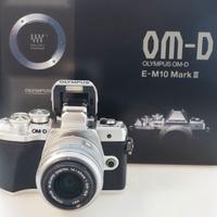 OLYMPUS OM-D E-M10 MARK III+14-42