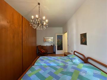 Camera da letto in legno