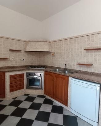Piano cucina in granito rosa angolare 2,88+2,04