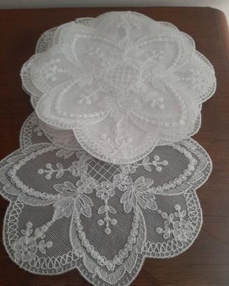 Servizio 16 centrini vintage pizzo e tulle ricamat