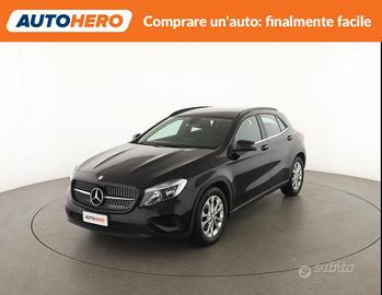 MERCEDES-BENZ GLA 180 DT33782