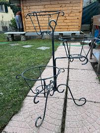 Portavasi vintage a 3 posti in ferro battuto
