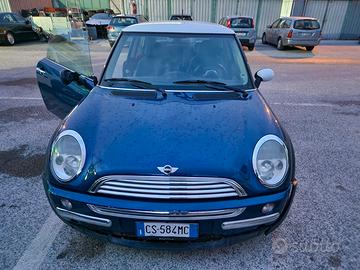 Mini Cooper 1.6 *MOTORE FUSO*/per Ricambi 
