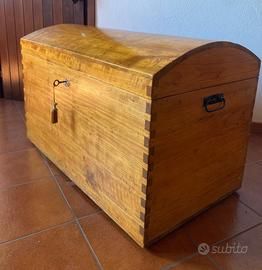 Baule legno a cupola