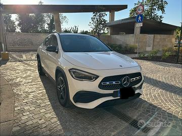 Mercedes-Benz GLA 180 amg