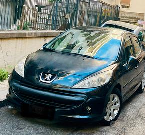 Peugeot 207 1.4 HDI