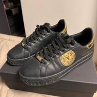 Scarpe Versace, usate pochissimo.