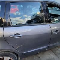RENAULT SCENIC XMOD DCI 2012 - PORTA POSTERIORE DE