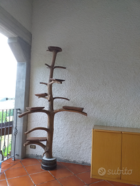 Albero tiragraffi per gatti o fioriera