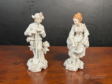 Coppia di Figurine in Porcellana
