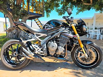 triumph speed triple 1200rs 