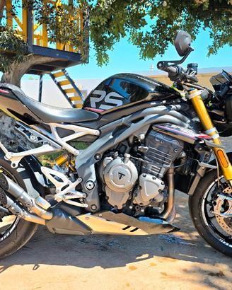 triumph speed triple 1200rs 