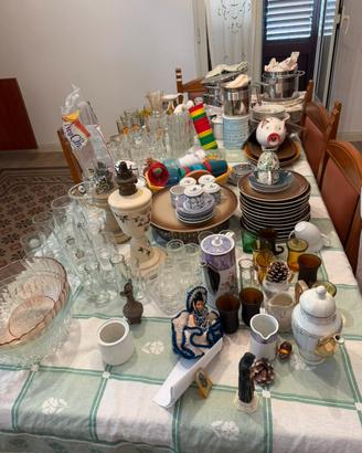 SVENDITA TOTALE TUTTO 0.50 CENTESIMI AL PZ