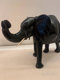 Elefante in legno