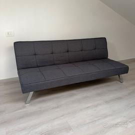 Divano moderno schienale reclinabile