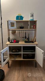 Cucina in legno Ikea