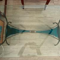 tavolino cristallo con inserti vetro e ferro battu