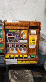 Slot machine vintage 